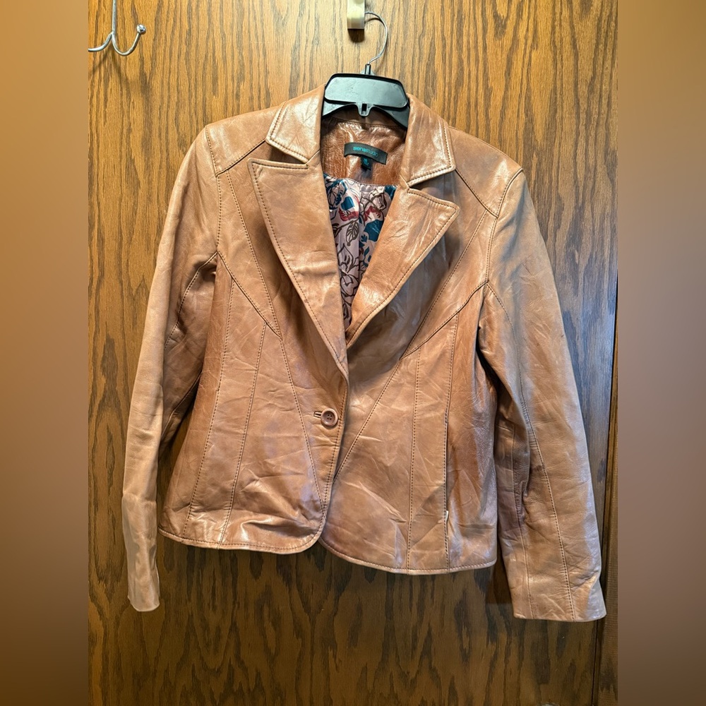 Women's Tan Leather Jacket